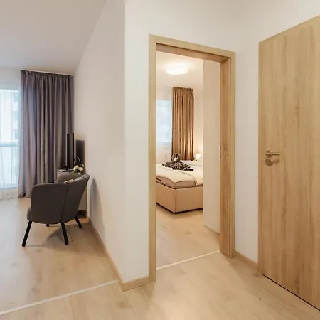 Flystay Balcony Retreat * ברטיסלאבה