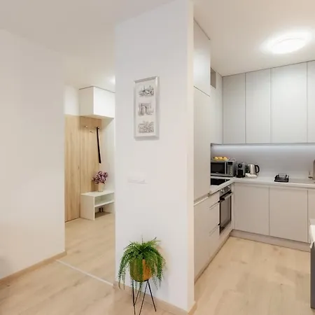 Flystay Balcony Retreat
